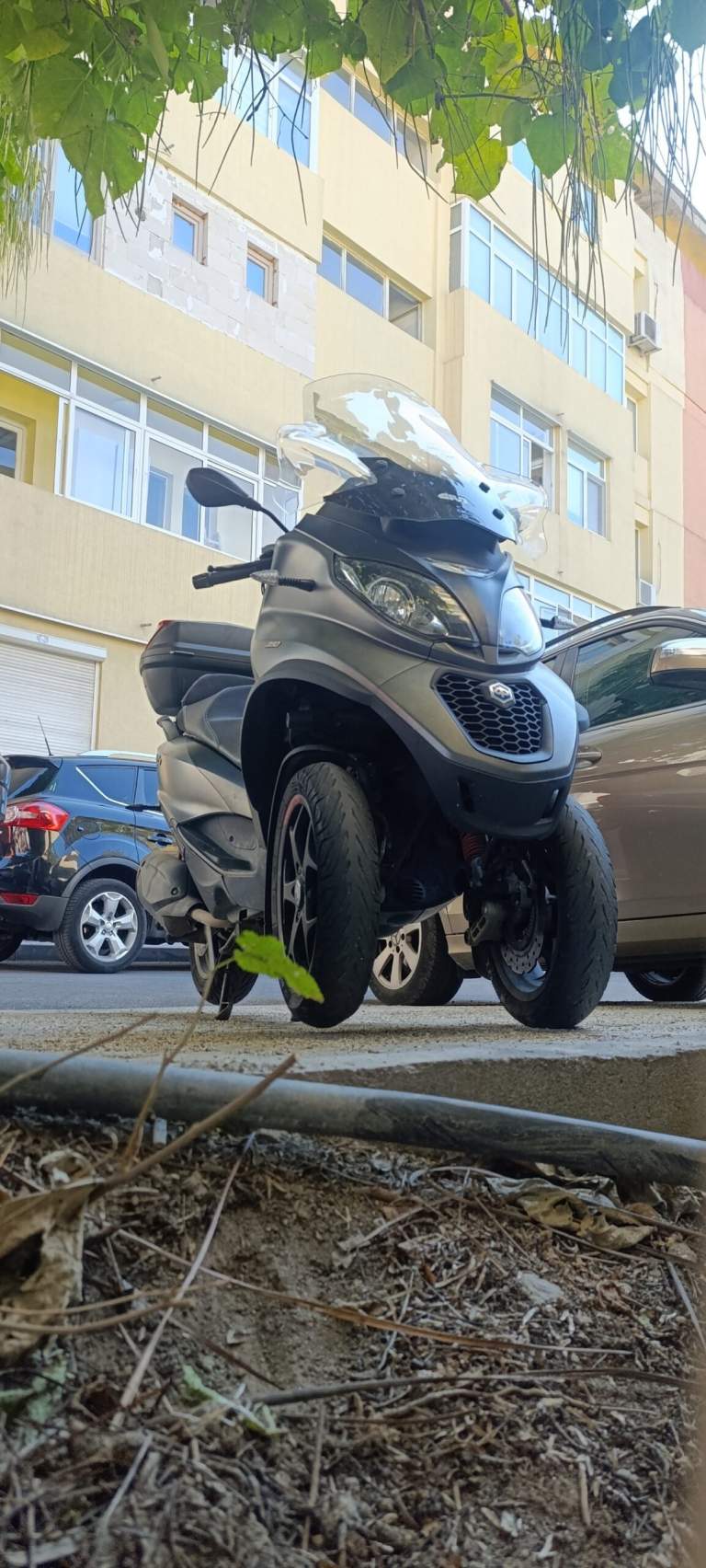 Триколесен скутер – Защо си струва да карате триколка?